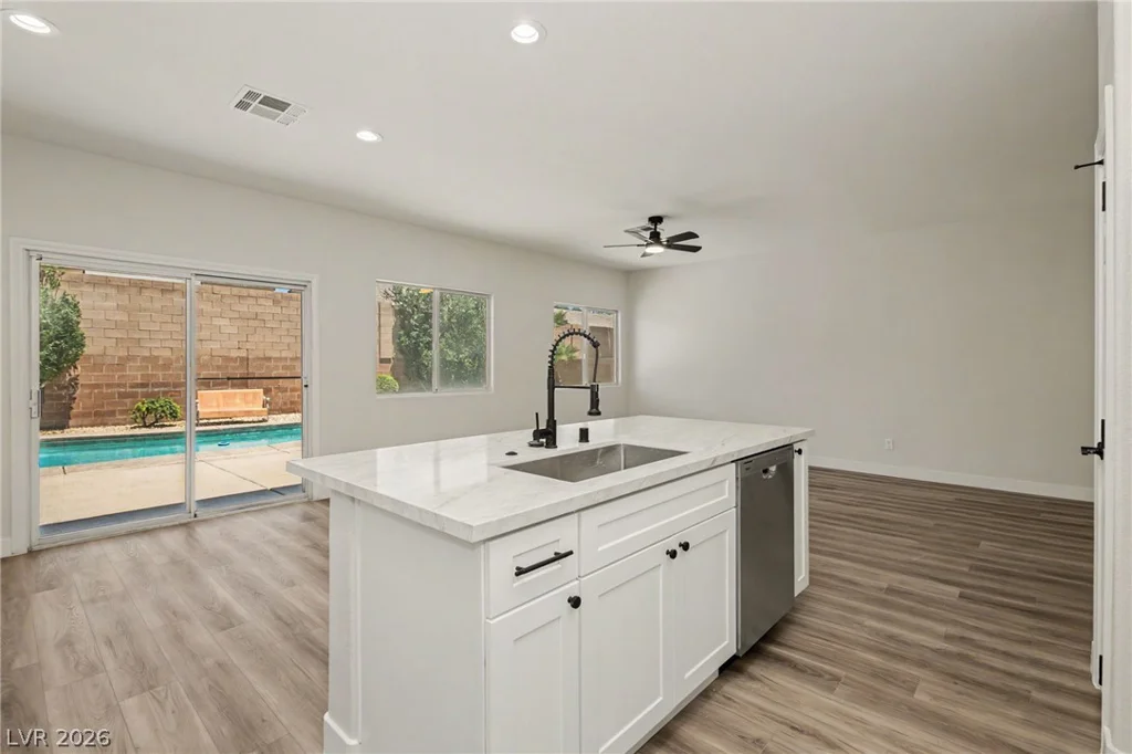 2922 Mastercraft, North Las Vegas, NV 89031