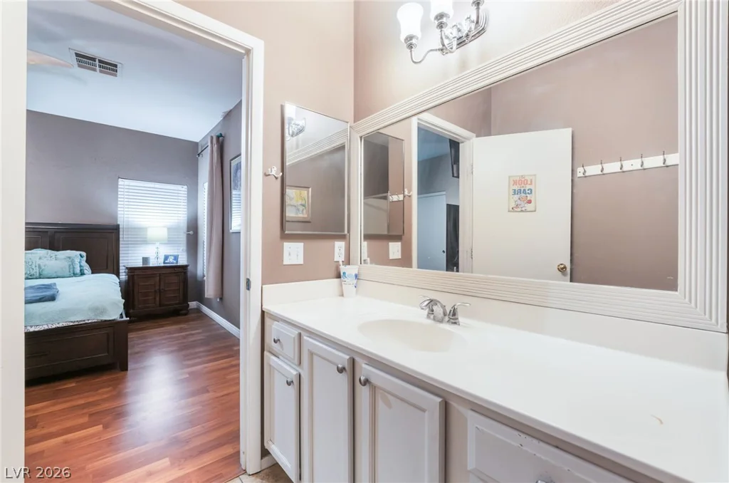 5113 Mambo Vista, Las Vegas, NV 89108