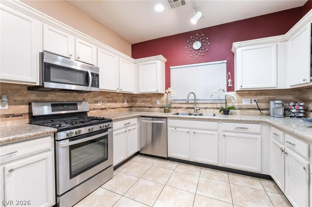 5113 Mambo Vista, Las Vegas, NV 89108