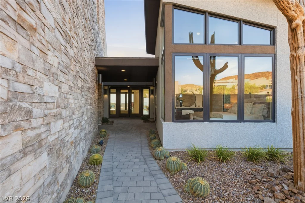 2208 Overlook Canyon, Henderson, NV 89052