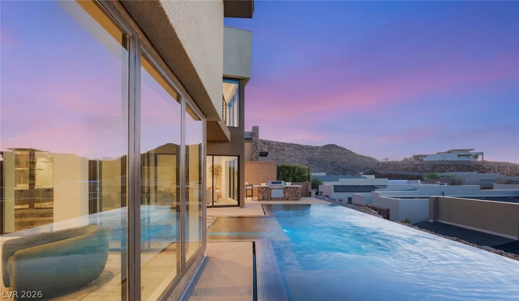 2208 Overlook Canyon, Henderson, NV 89052