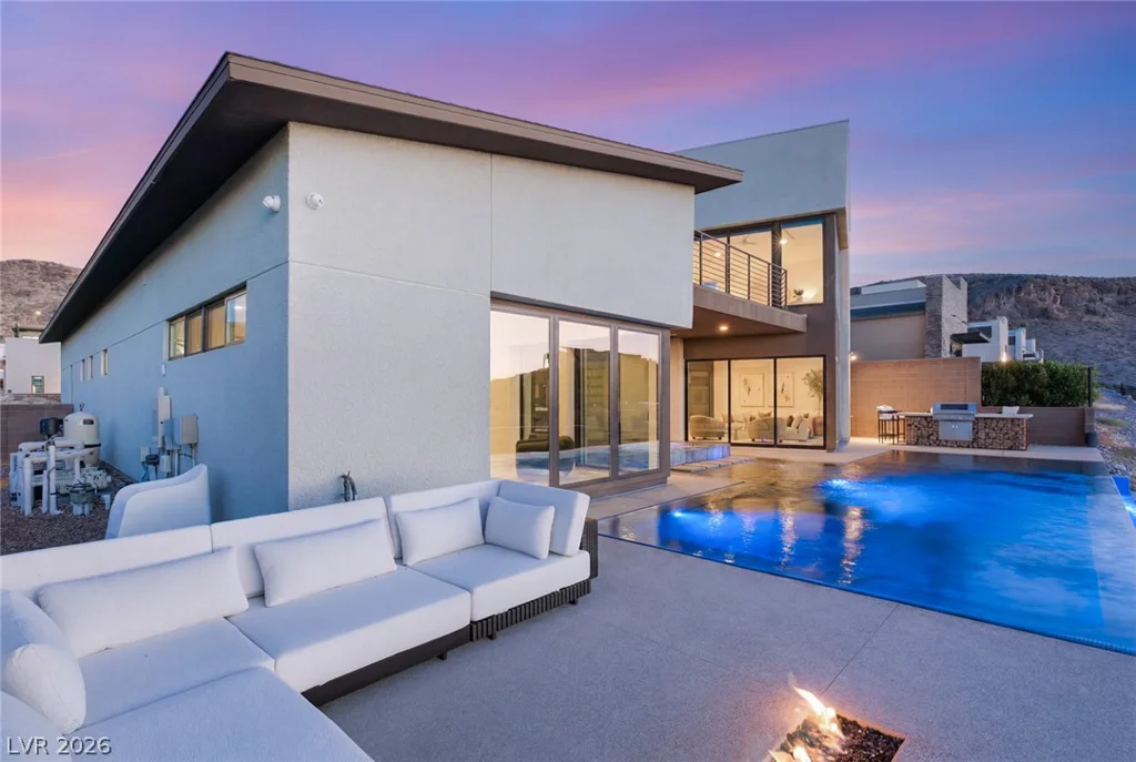 2208 Overlook Canyon, Henderson, NV 89052