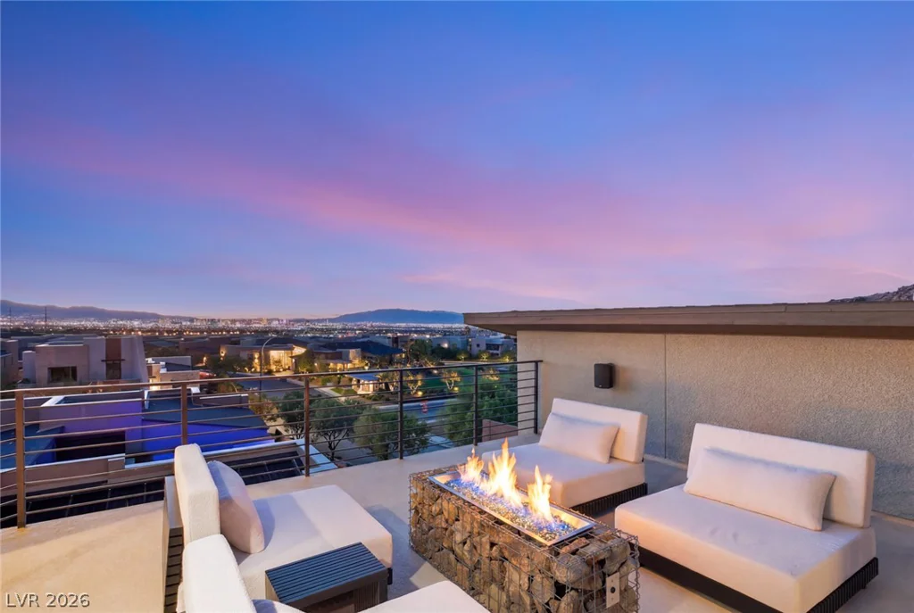 2208 Overlook Canyon, Henderson, NV 89052