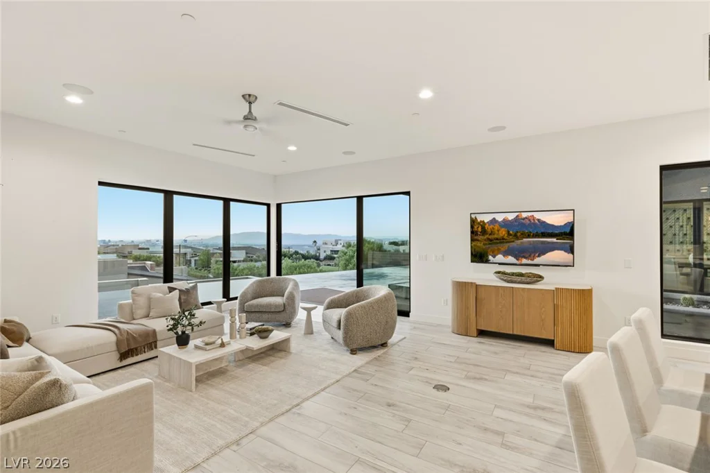2208 Overlook Canyon, Henderson, NV 89052