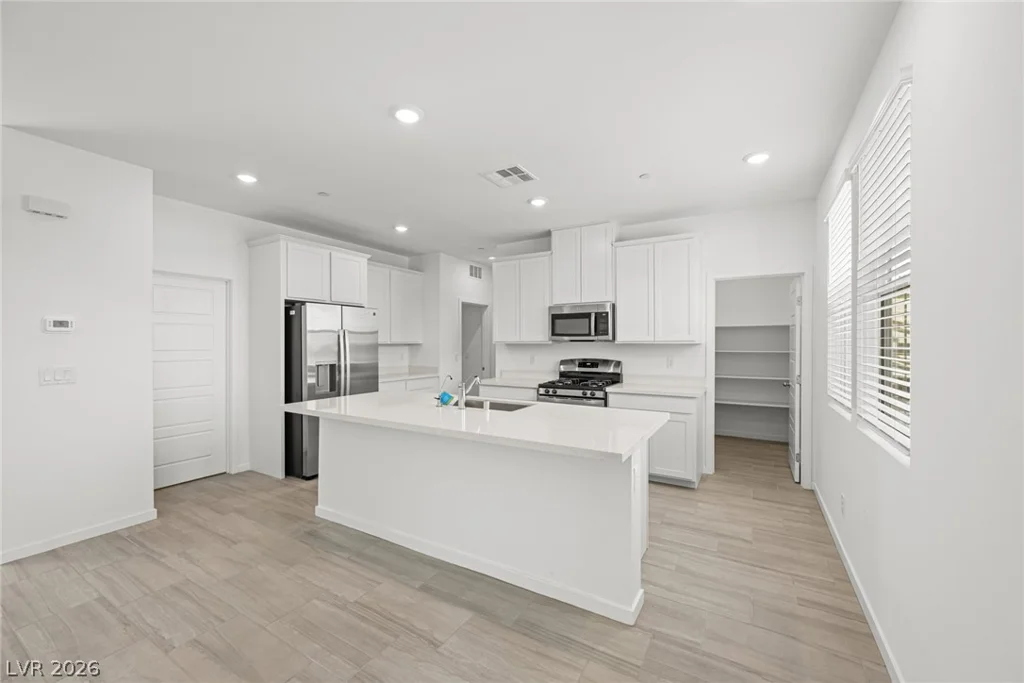 171 Colony Square, Henderson, NV 89015