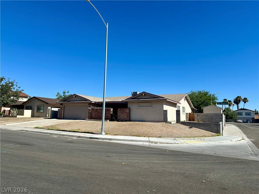 3880 El Paso, Las Vegas, NV 89121