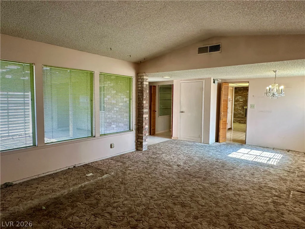3880 El Paso, Las Vegas, NV 89121