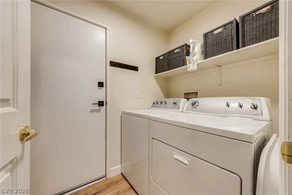9116 Bushy Tail, Las Vegas, NV 89149