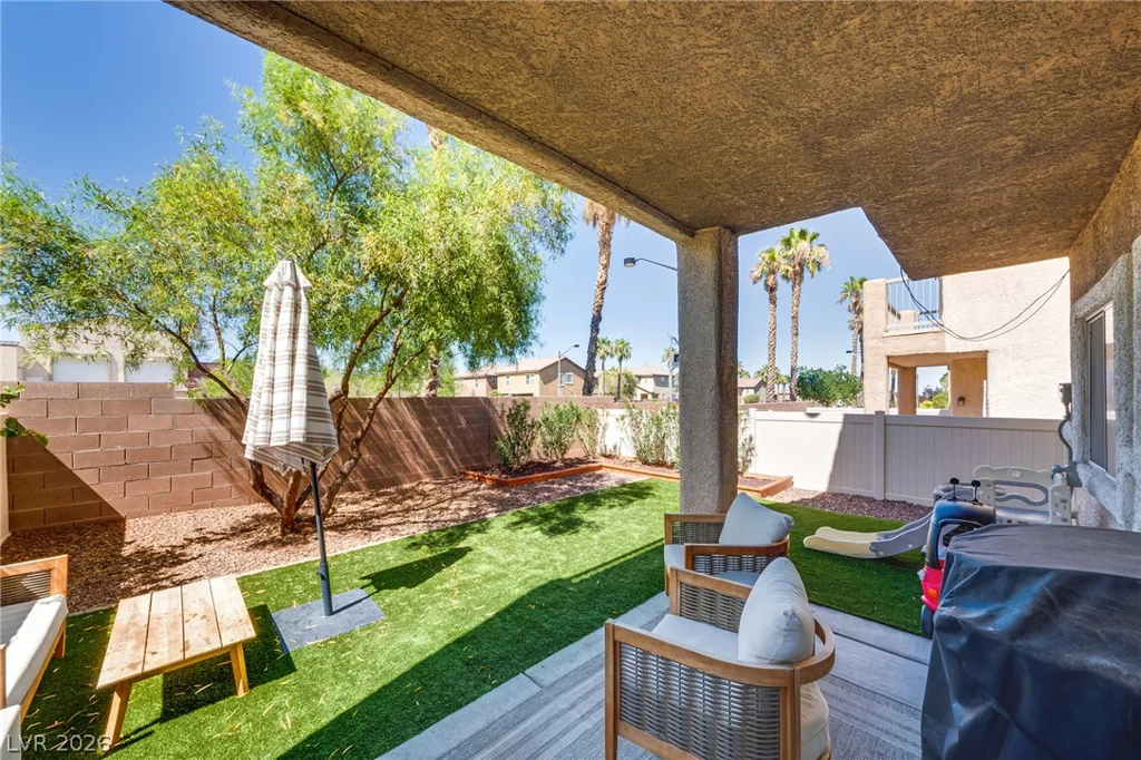 9116 Bushy Tail, Las Vegas, NV 89149
