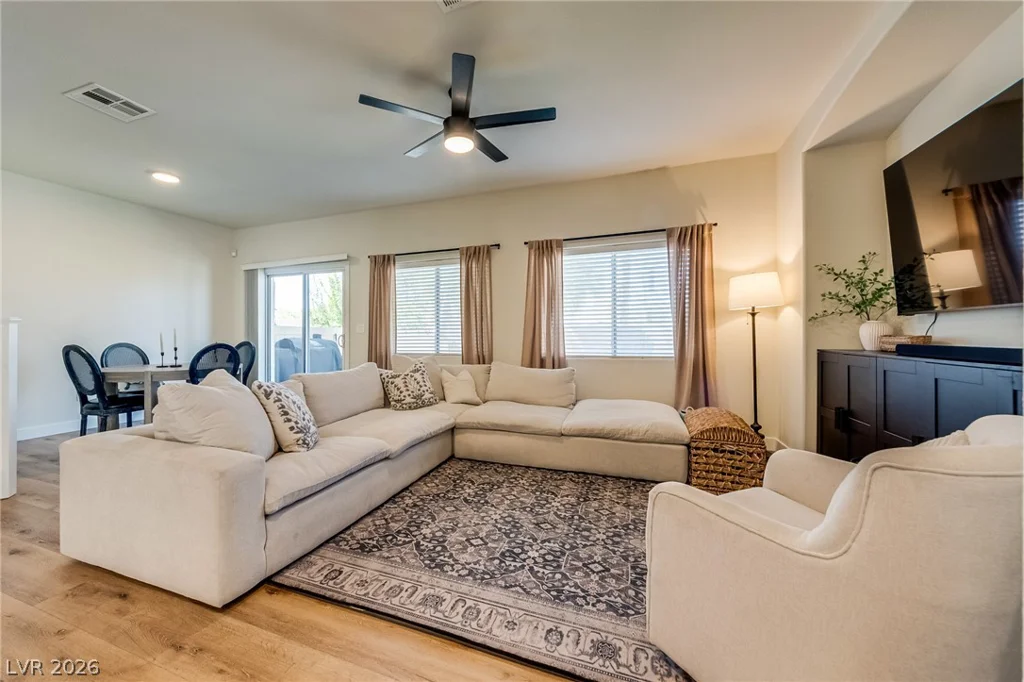 9116 Bushy Tail, Las Vegas, NV 89149