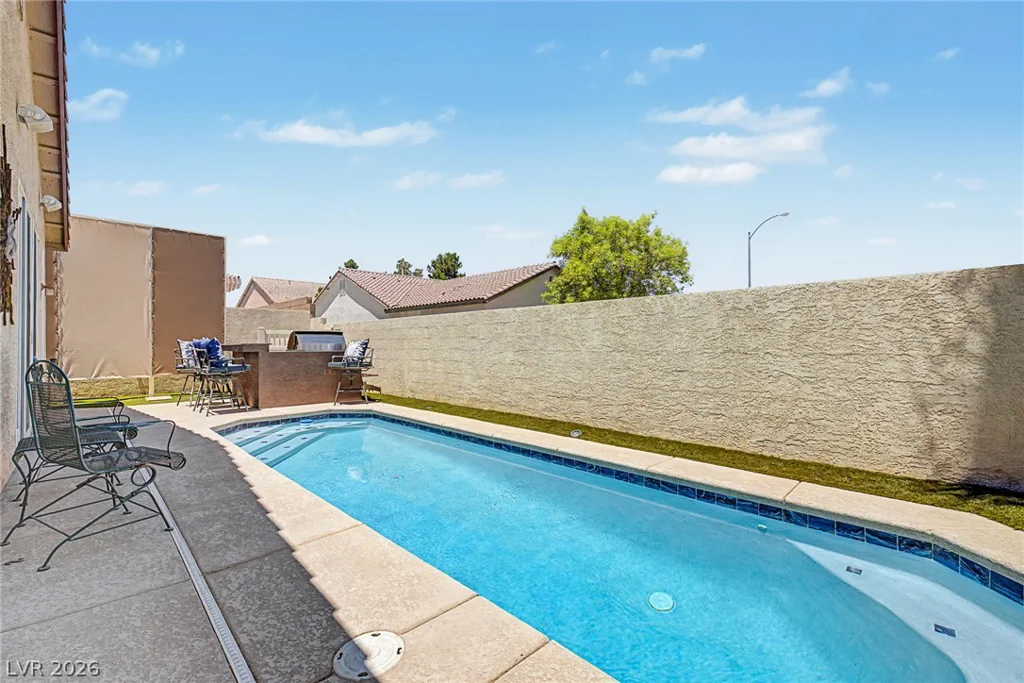 9444 Kingsley, Las Vegas, NV 89149