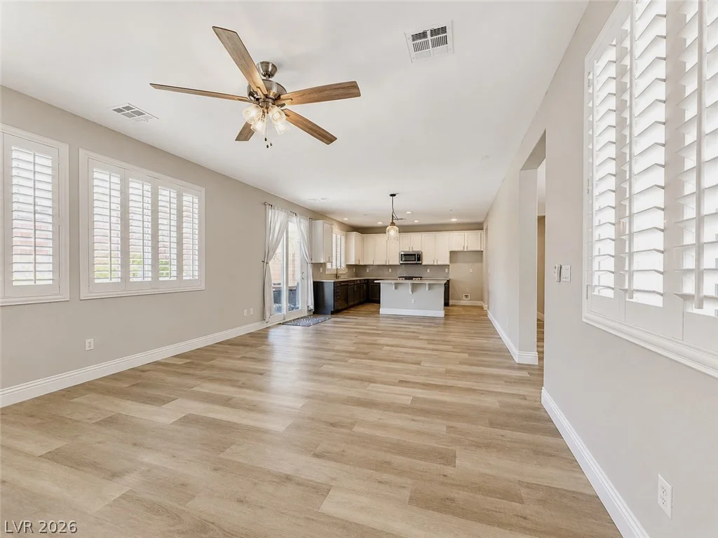 6635 Brooklyn Heights, Las Vegas, NV 89166