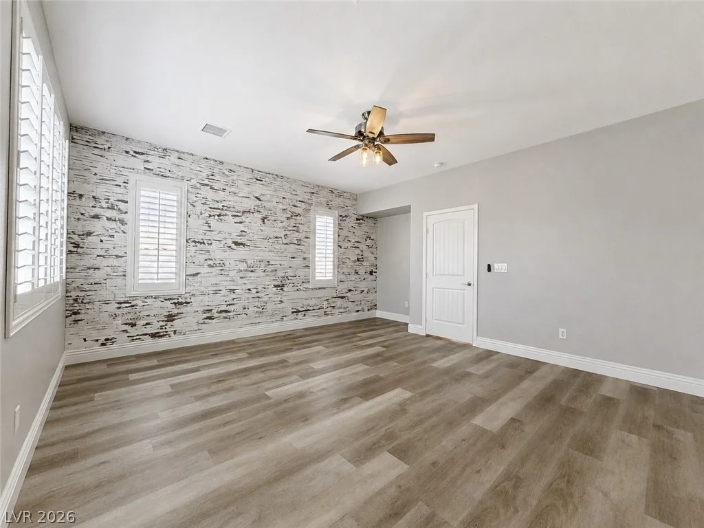 6635 Brooklyn Heights, Las Vegas, NV 89166