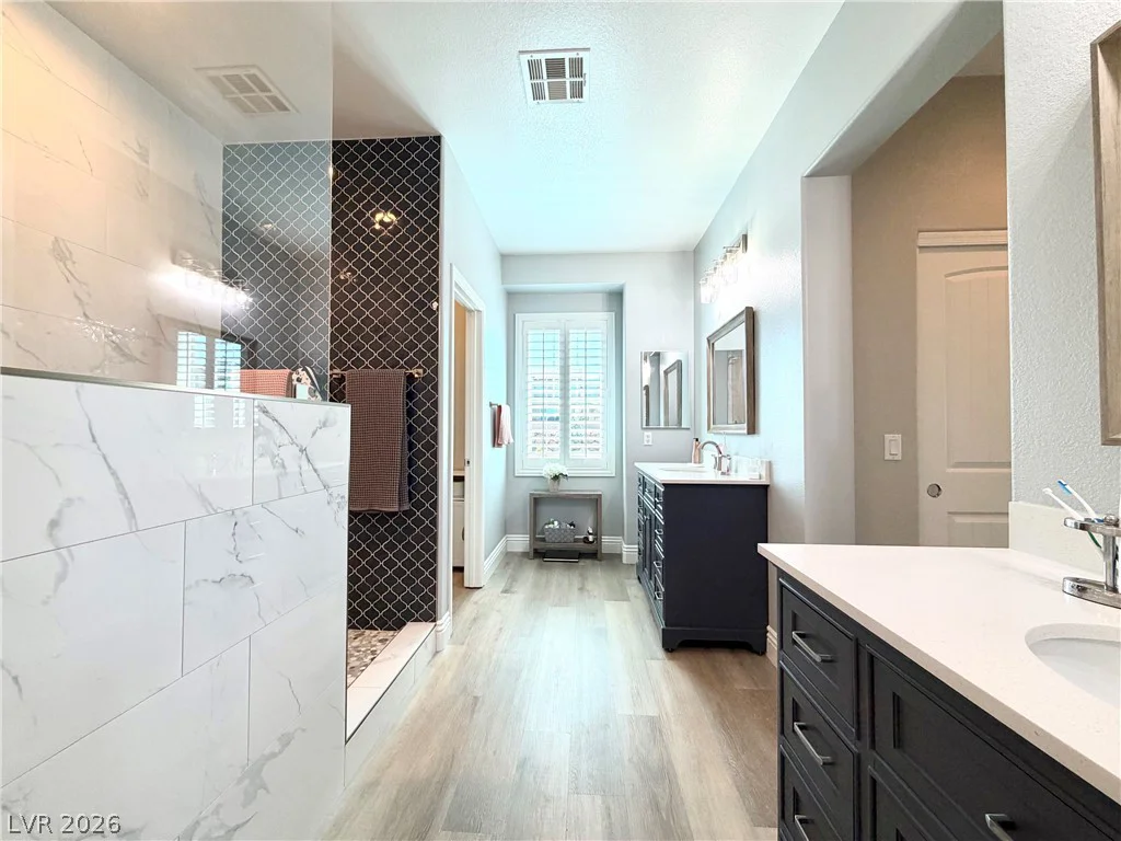 6635 Brooklyn Heights, Las Vegas, NV 89166