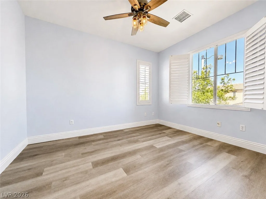 6635 Brooklyn Heights, Las Vegas, NV 89166