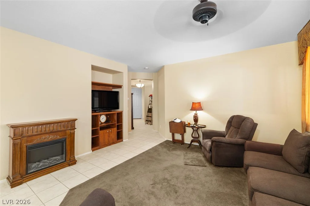 9332 Longhorn Falls, Las Vegas, NV 89149