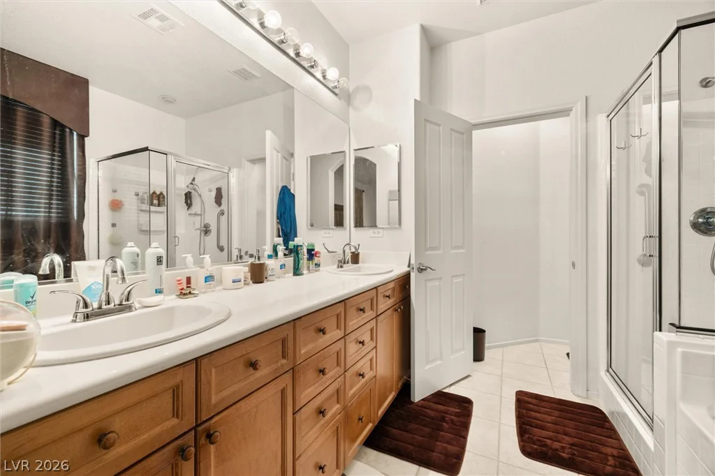 9332 Longhorn Falls, Las Vegas, NV 89149