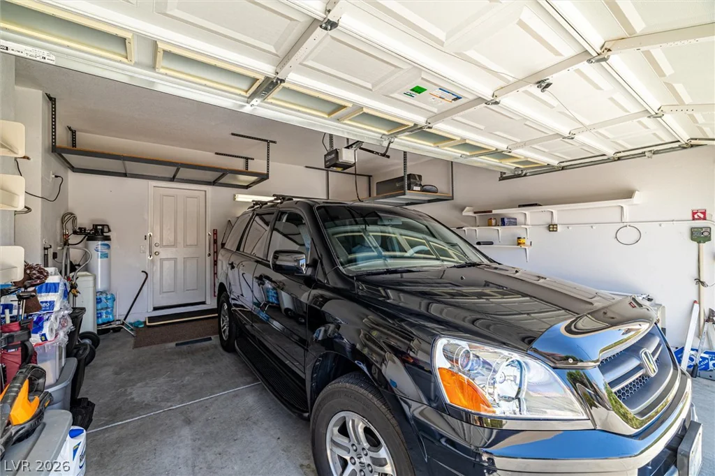 9332 Longhorn Falls, Las Vegas, NV 89149