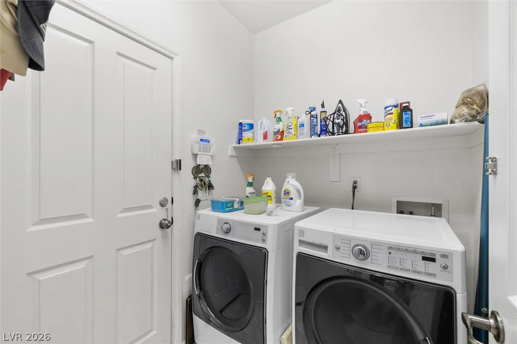 9332 Longhorn Falls, Las Vegas, NV 89149