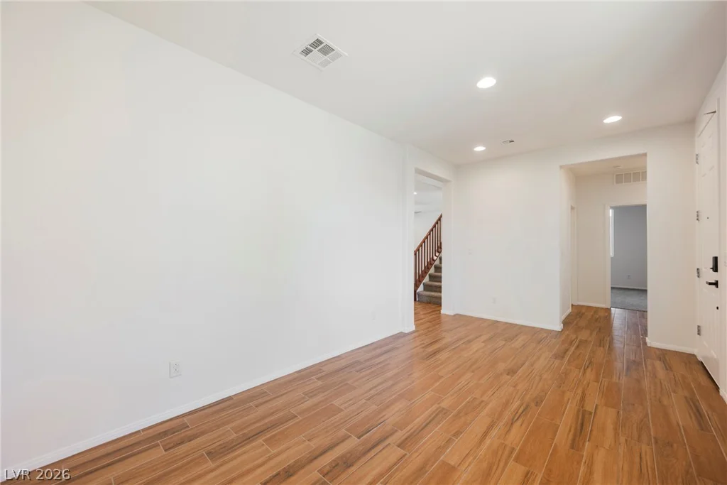305 Petrus, North Las Vegas, NV 89031