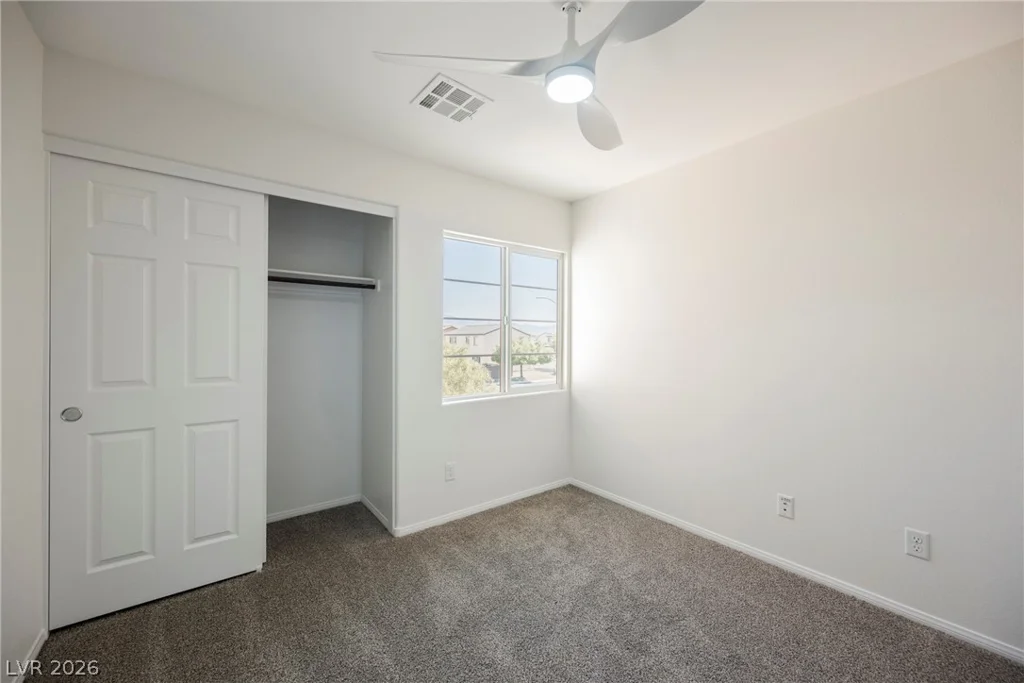 305 Petrus, North Las Vegas, NV 89031