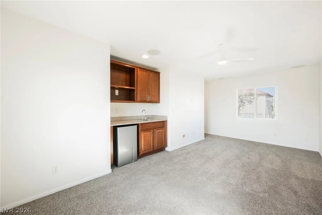 305 Petrus, North Las Vegas, NV 89031