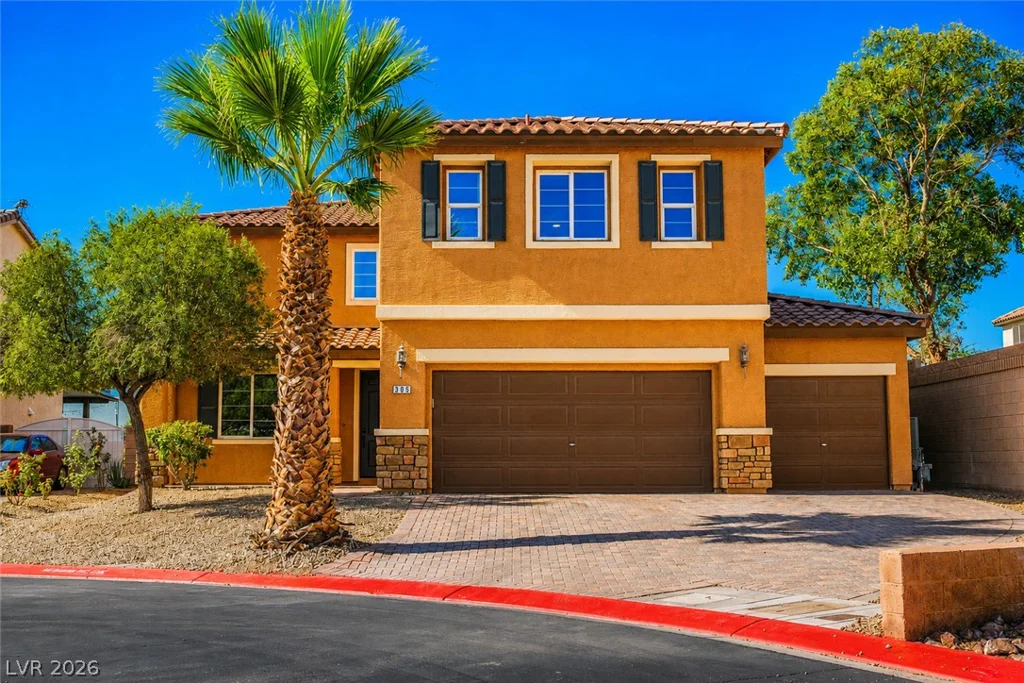 305 Petrus, North Las Vegas, NV 89031