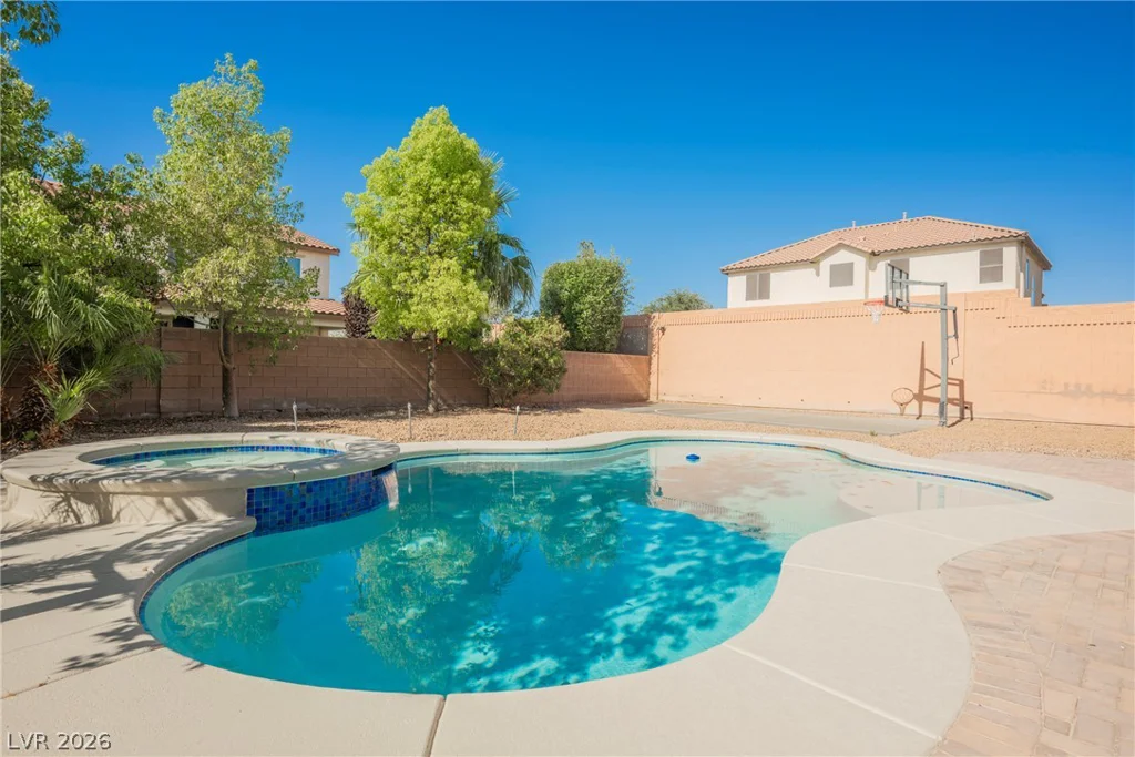 305 Petrus, North Las Vegas, NV 89031