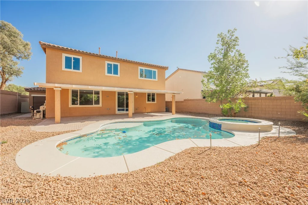 305 Petrus, North Las Vegas, NV 89031