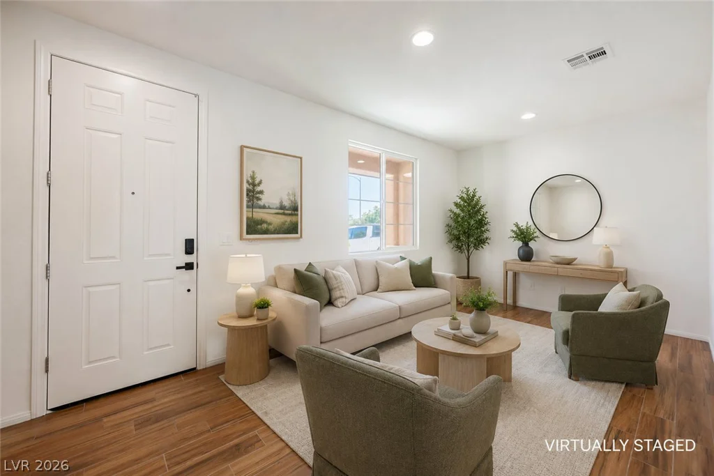305 Petrus, North Las Vegas, NV 89031