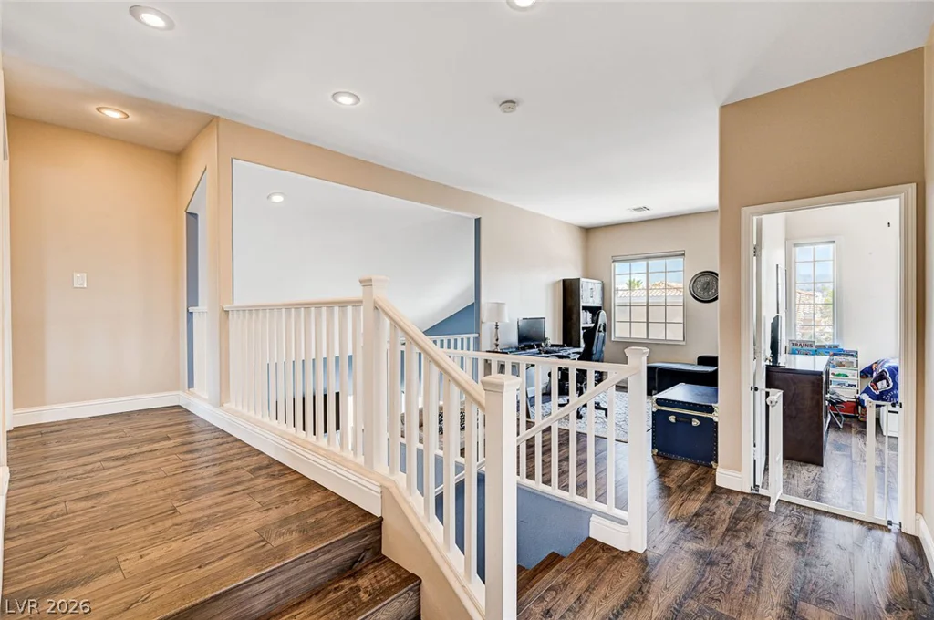 7813 Falconwing, Las Vegas, NV 89131