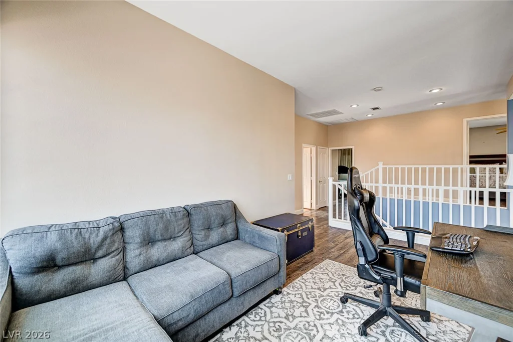 7813 Falconwing, Las Vegas, NV 89131