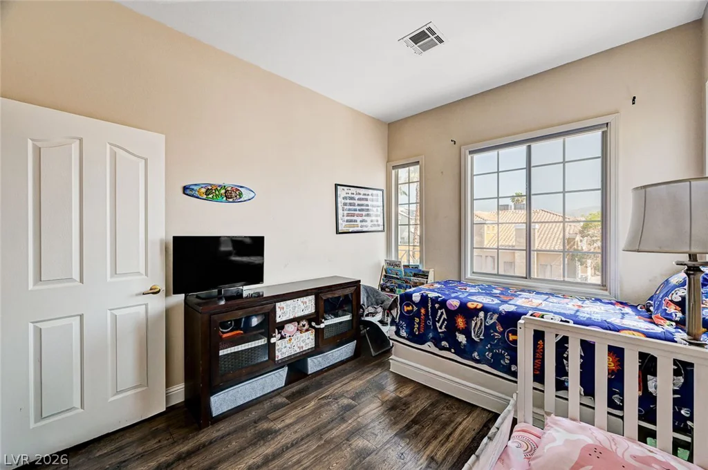 7813 Falconwing, Las Vegas, NV 89131