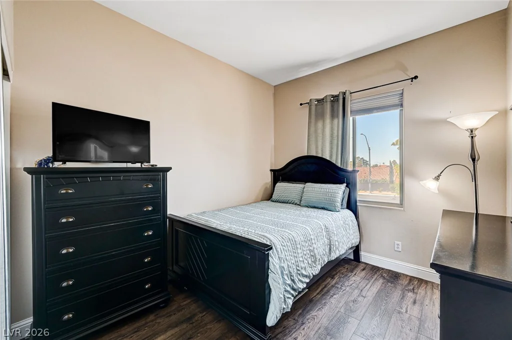 7813 Falconwing, Las Vegas, NV 89131
