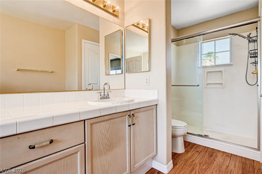 7813 Falconwing, Las Vegas, NV 89131