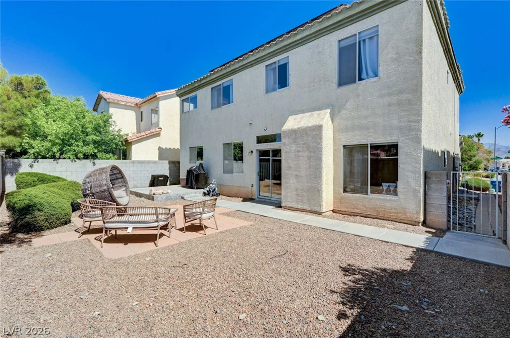 7813 Falconwing, Las Vegas, NV 89131