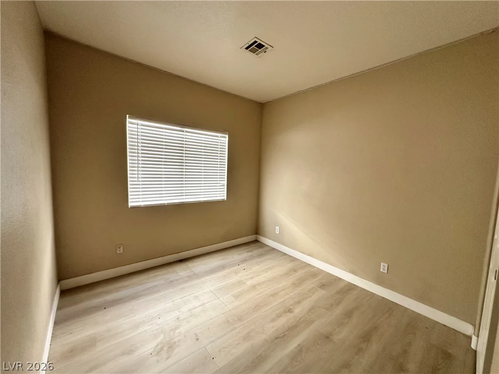 7873 Blue Brook, Las Vegas, NV 89147