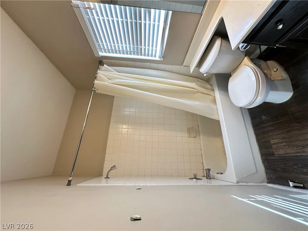 7873 Blue Brook, Las Vegas, NV 89147