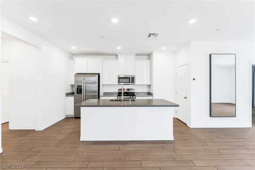 9458 Noble Fir Ridge, Las Vegas, NV 89143