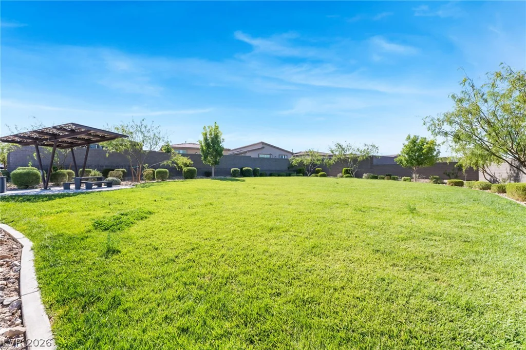 9458 Noble Fir Ridge, Las Vegas, NV 89143