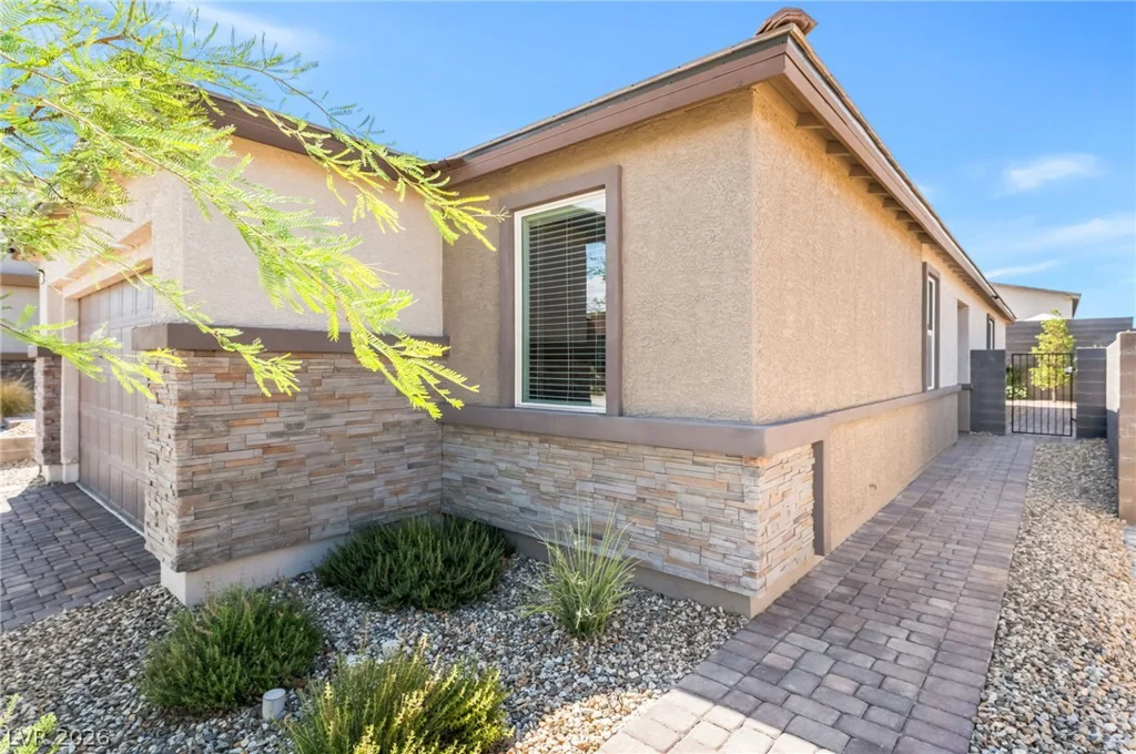 9458 Noble Fir Ridge, Las Vegas, NV 89143