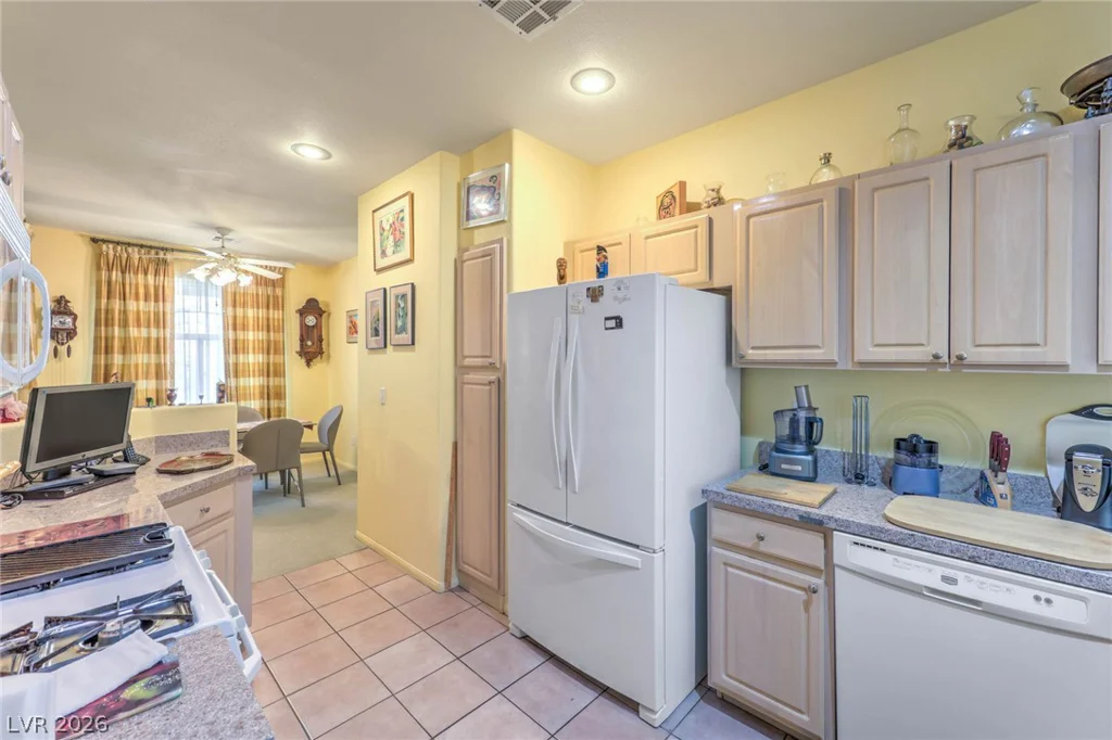 101 Breezy Tree, Las Vegas, NV 89145