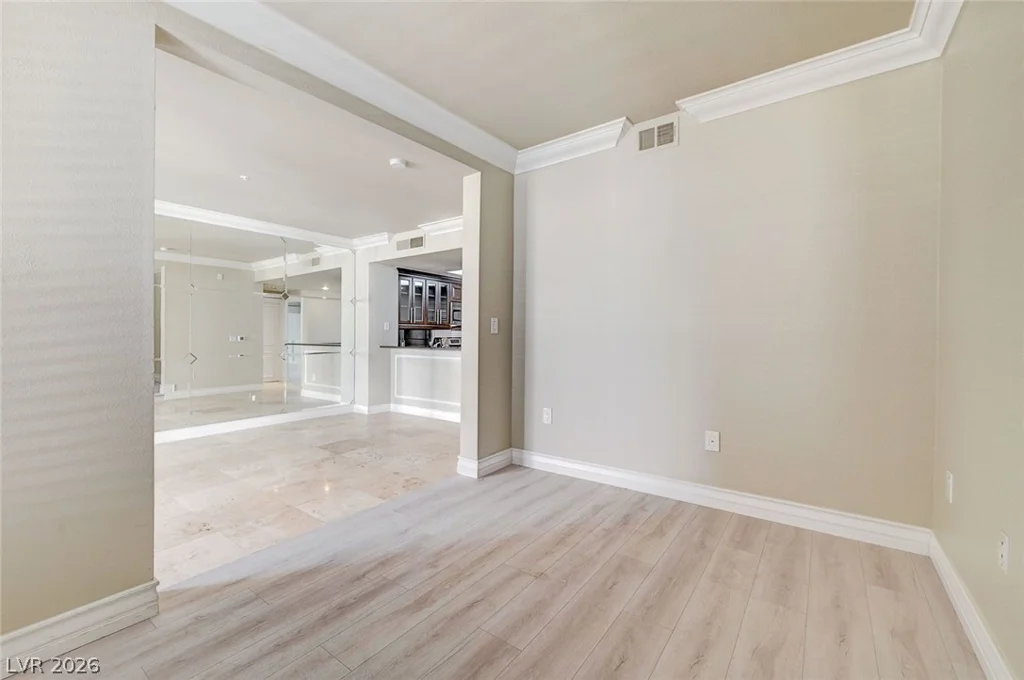 210 Flamingo, Las Vegas, NV 89169