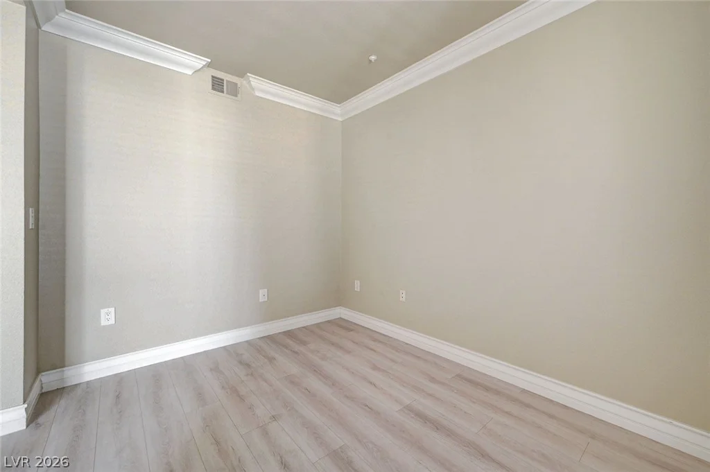 210 Flamingo, Las Vegas, NV 89169