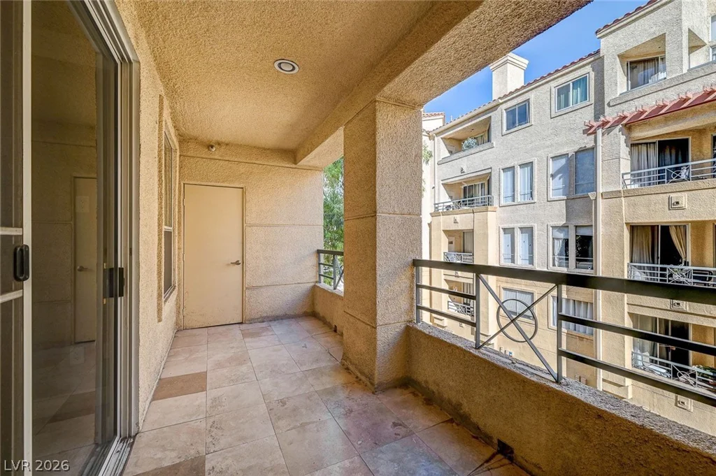 210 Flamingo, Las Vegas, NV 89169