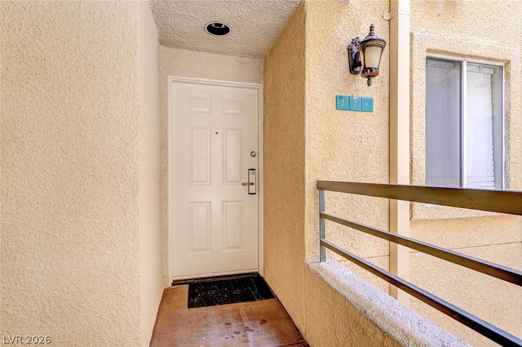 210 Flamingo, Las Vegas, NV 89169