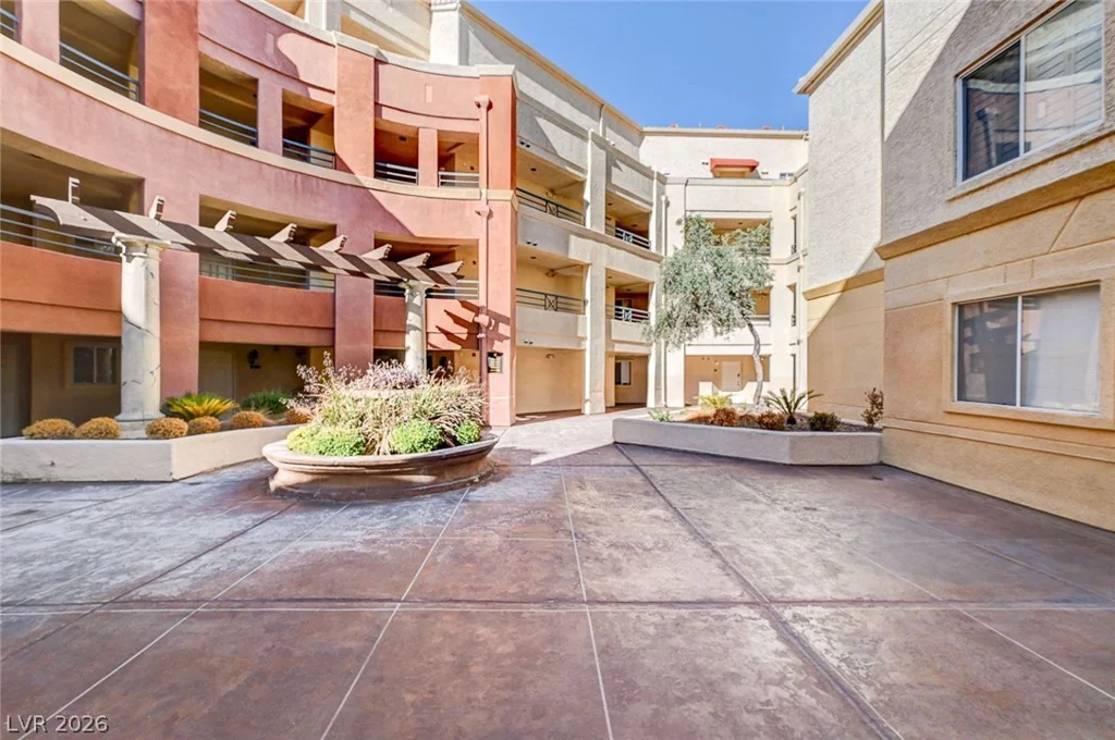 210 Flamingo, Las Vegas, NV 89169