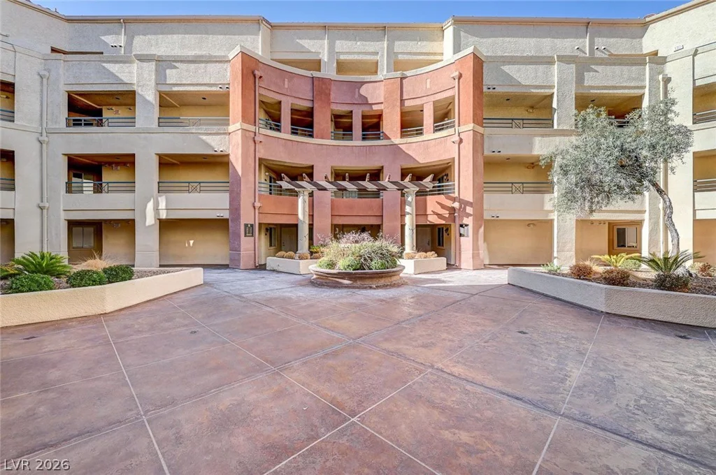 210 Flamingo, Las Vegas, NV 89169
