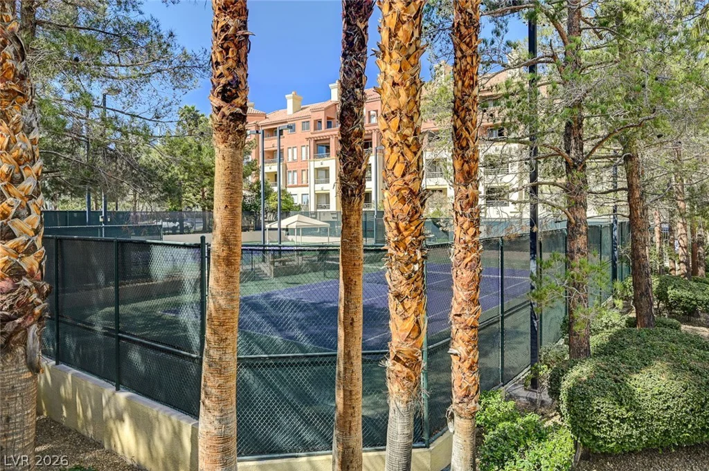 210 Flamingo, Las Vegas, NV 89169