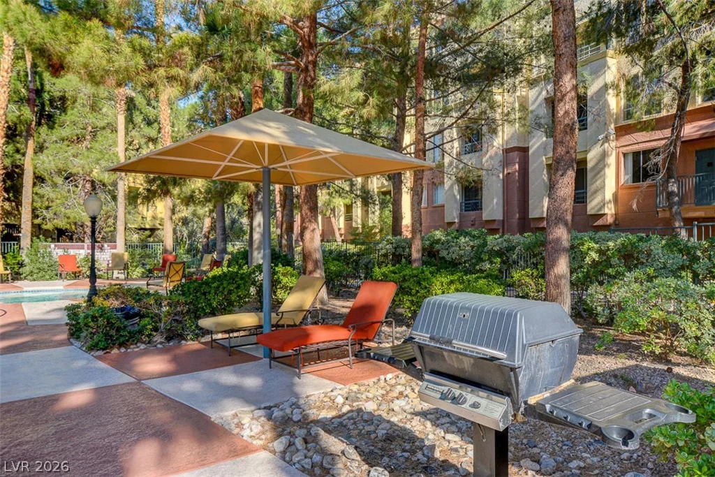 210 Flamingo, Las Vegas, NV 89169